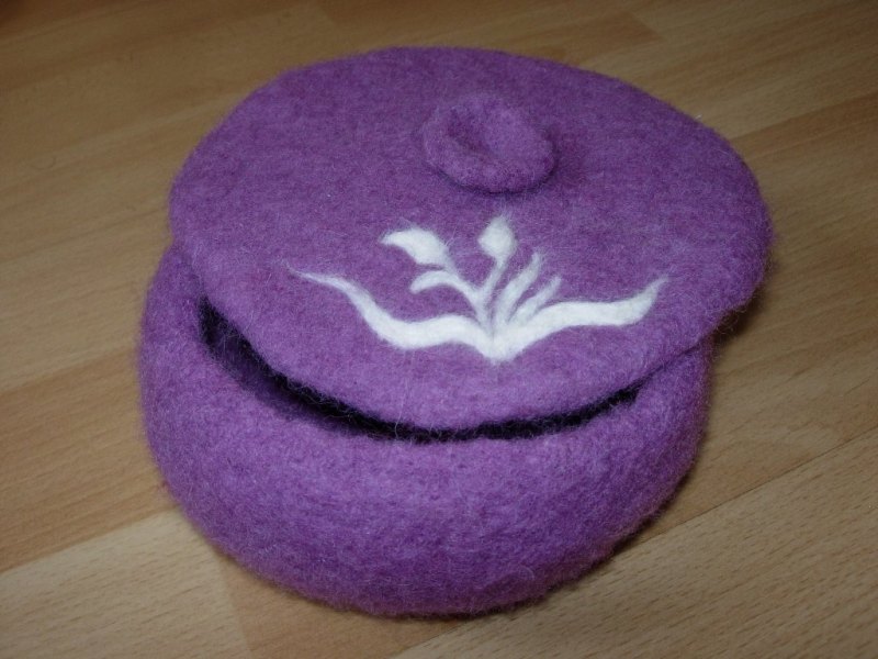 fioletowa szkatu�ka